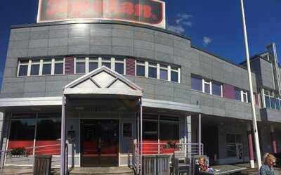 Lielahden Mustamakkarabaari