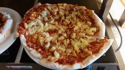 Reilu Leipomo - Kahvila