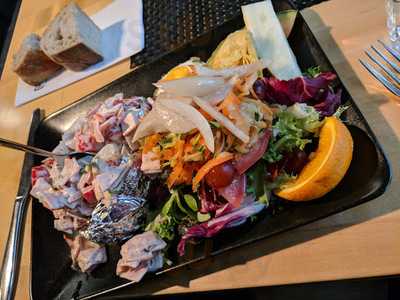 Ravintola Happy Friends