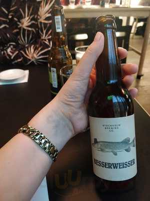 Sushibar + Wine City