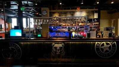 Idan Tahti Bar & Karaoke