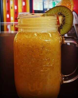 Phloopy's Crêperie & Café