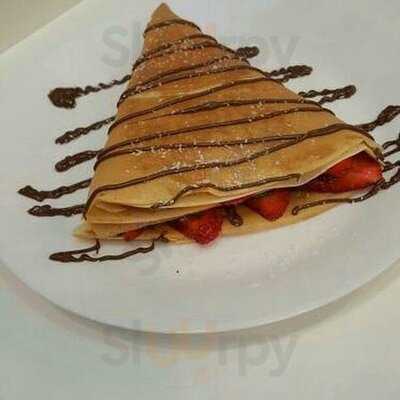 Phloopy's Crêperie & Café