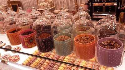 Chez Janet Gourmet & Gift