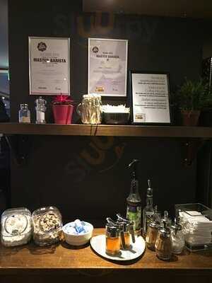 Coffee House Asema-aukio