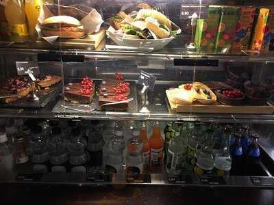 Coffee House Asema-aukio