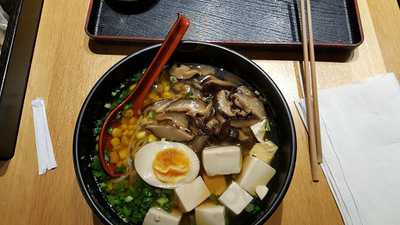 Two Tigers Sushi And Noodle