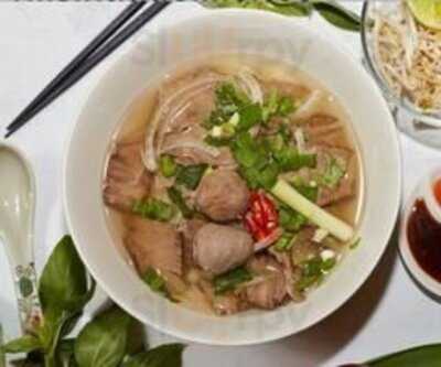 Pho Nam Ly