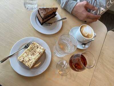 Neidon Sydän Café & Wine