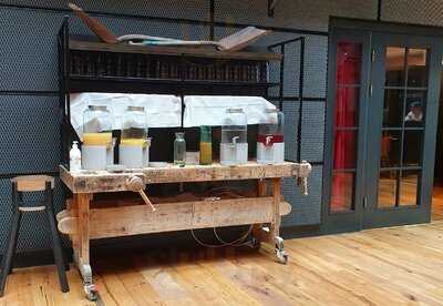 Latin Bistro & Bar Maestro 51