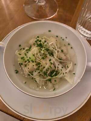 Luovuus Kukkii Kaaoksesta