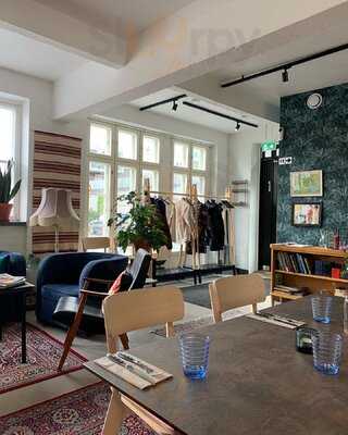 Vanai Bistro & Bastu