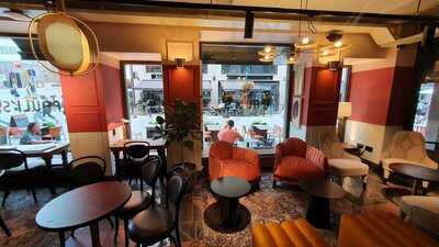 Pauli's Pizza & Grill