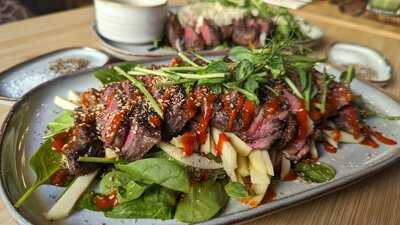 Pikku Muuri Cafe & Bistro