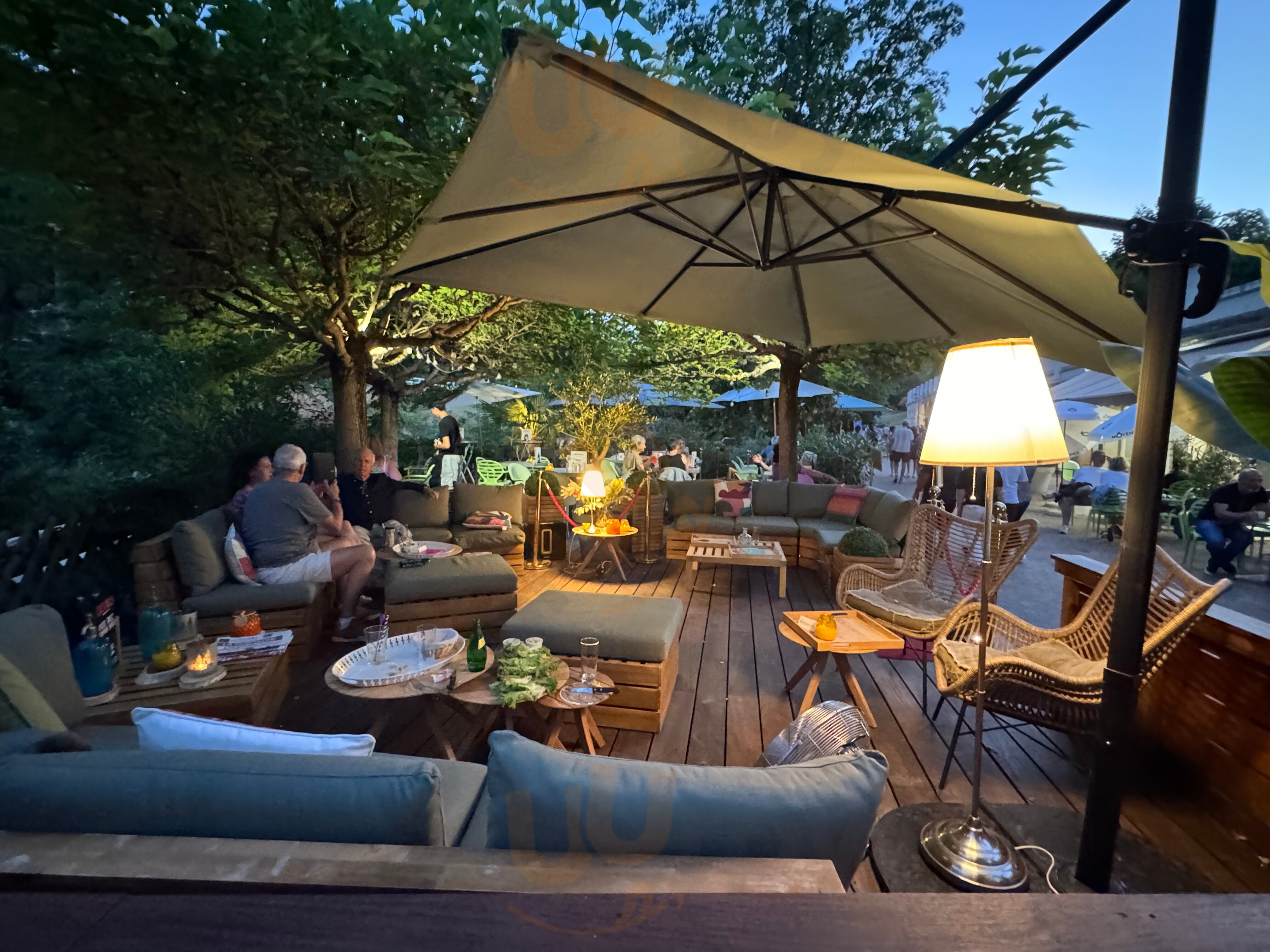 Le Parc Bar Lounge