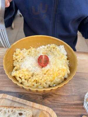 Le Pique-nique Du Bassin