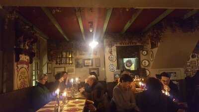 Au Vieux De La Vieille