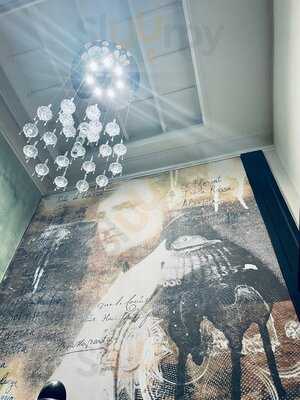 A Cantina Brasserie Corse Bordeaux