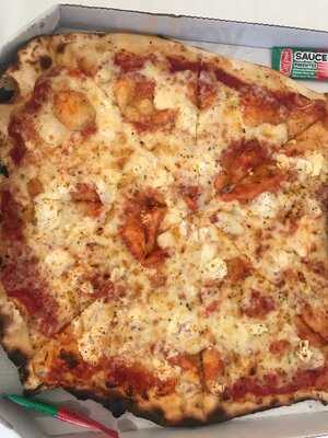 La Pizza Au Feu De Bois