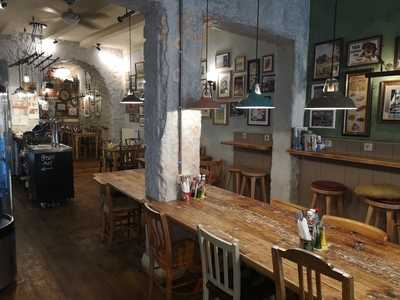 English Country Kitchen