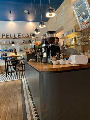 La Pelle Café