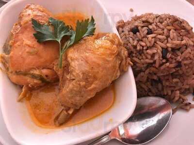 Le Port Au Prince - Chez Eugenie