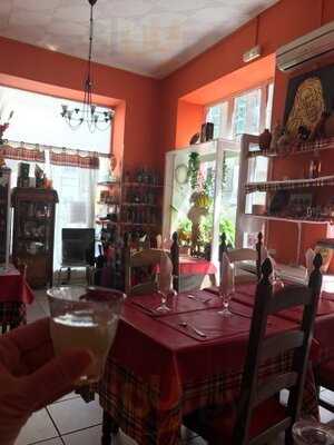 Le Port Au Prince - Chez Eugenie