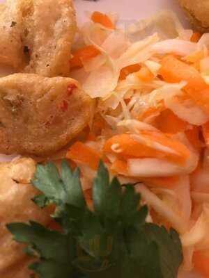 Le Port Au Prince - Chez Eugenie