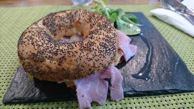 L'acropolitain Restaurant