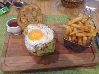 L'acropolitain Restaurant