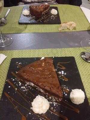 L'acropolitain Restaurant