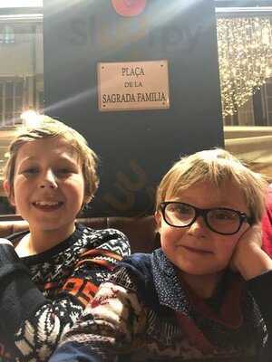 Foto 37895486