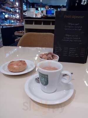 Au Carrefour Bar Brasserie