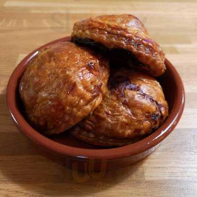 Resto Tapas L'oreille Cassée