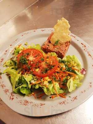 Au Duc De Montebello