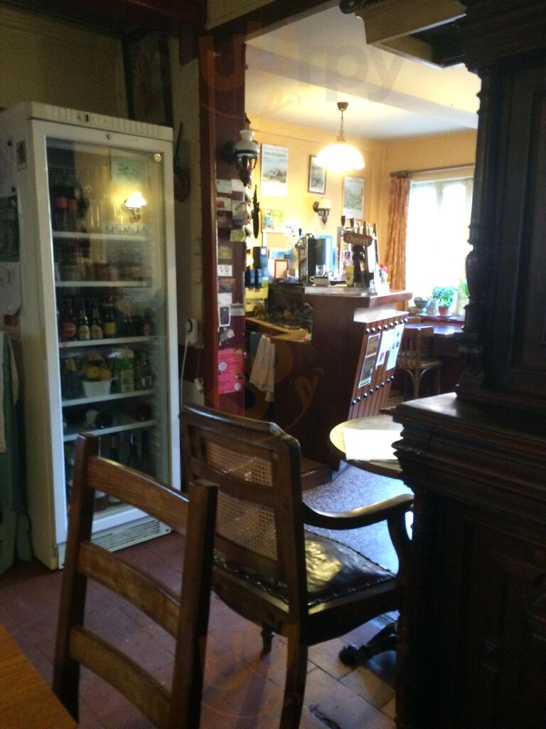 Cafe Du Coiffeur
