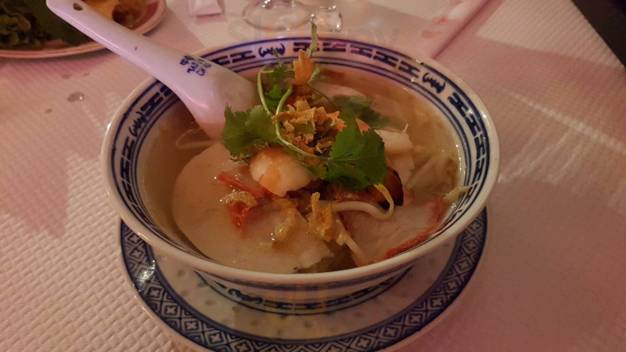 La Table De L'empereur