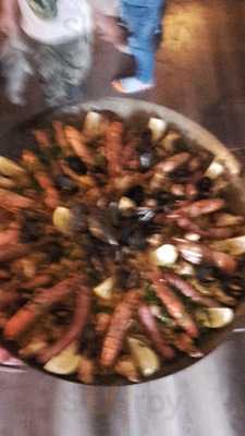 Une Table En Provence