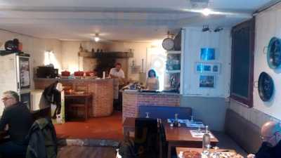 Une Table En Provence