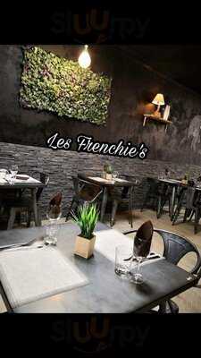 Les Frenchie's
