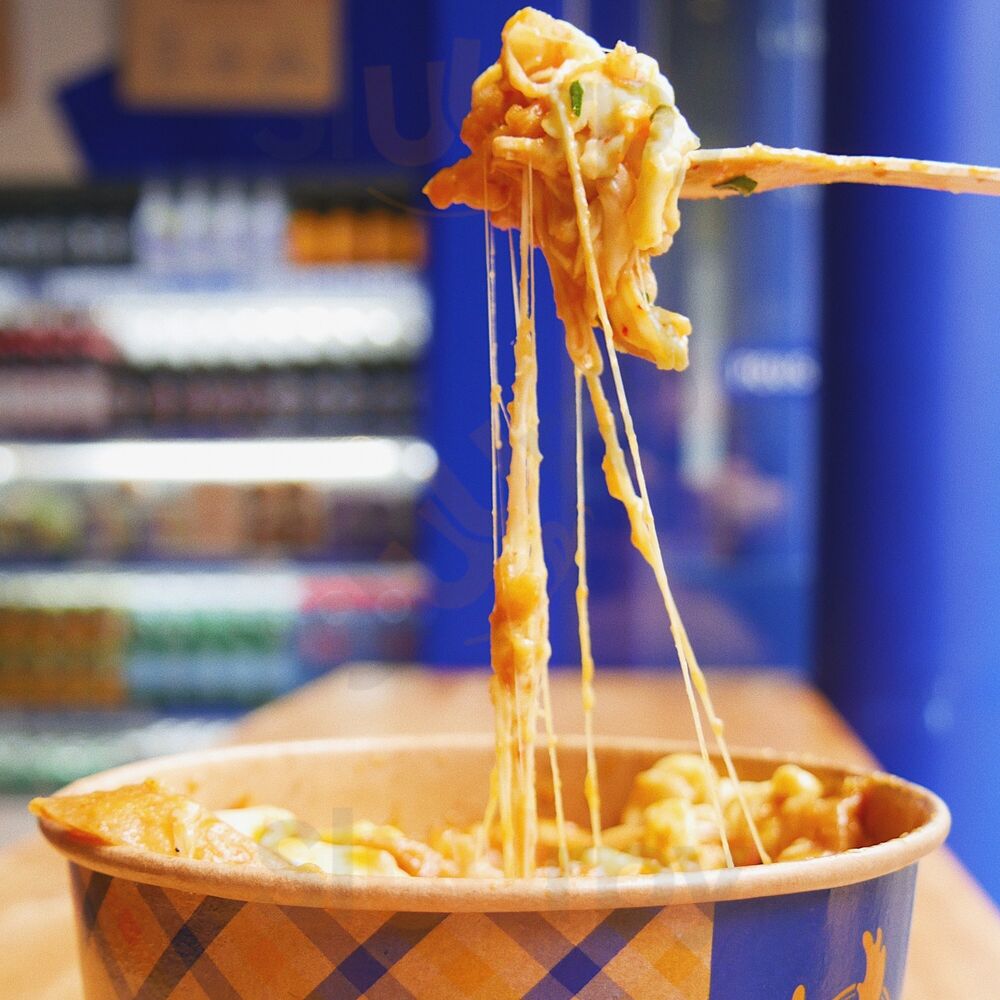 La Maison De La Poutine