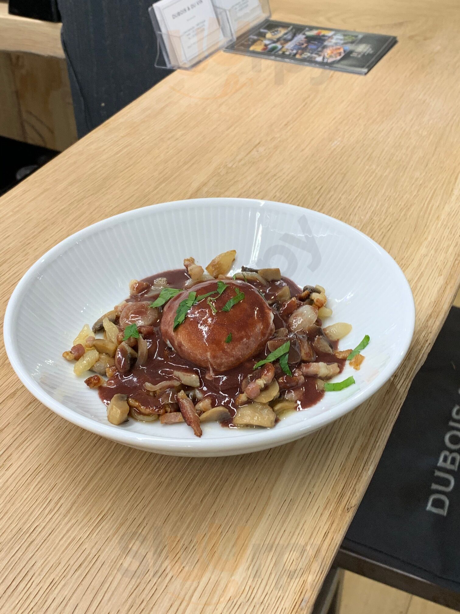 Dubois & Du Vin Restaurant