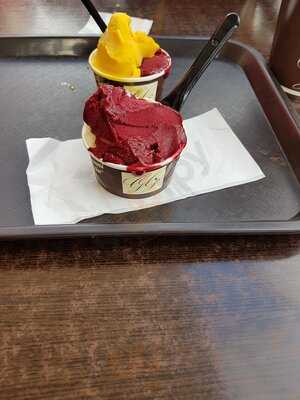 Ancien Glacier Giovanni Gelateria (changement De Propriétaire)