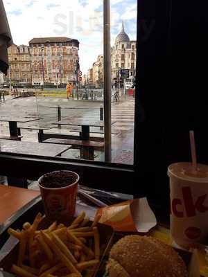 Quick Hamburger Restaurant - Photo 8