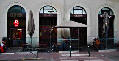 Quick Hamburger Restaurant