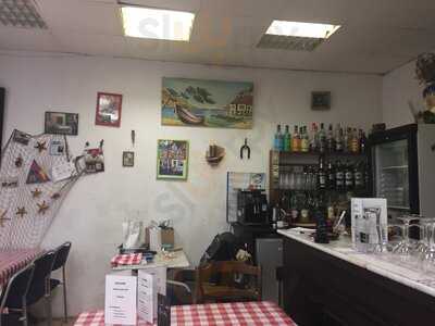 Restaurant L'eveche Chez Annie