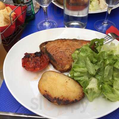 Restaurant L'eveche Chez Annie