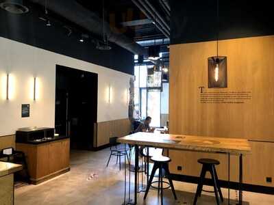 Starbucks Cc Lyon Confluence