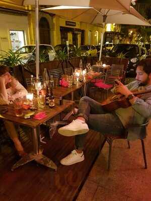 L'assiette Di Qui E Di Qualla Bastia
