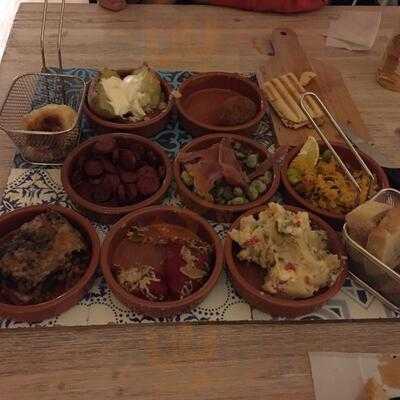 El Tablao Cafe & Tapas